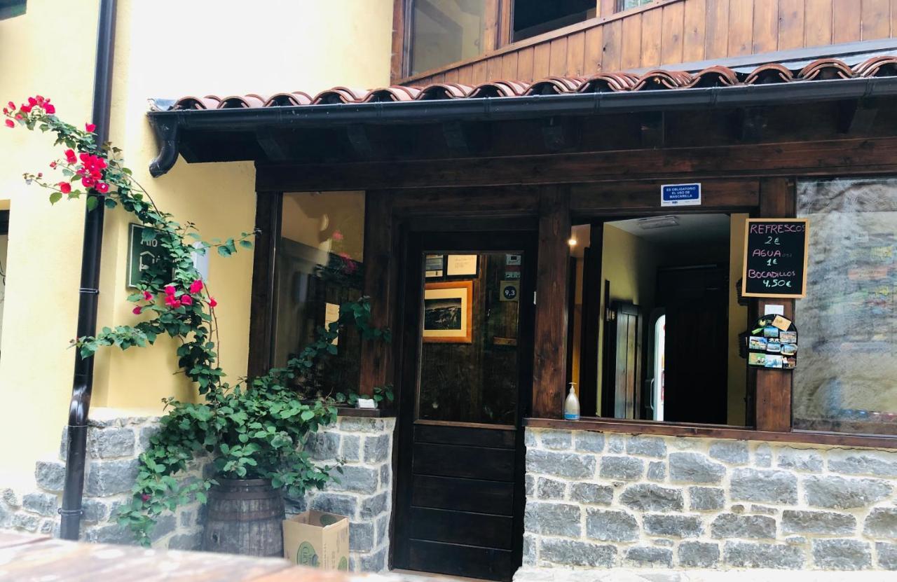 Albergue Villa De Bulnes Zewnętrze zdjęcie