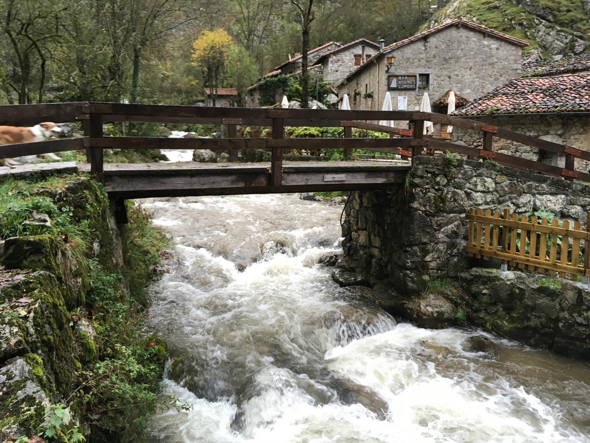 Albergue Villa De Bulnes Zewnętrze zdjęcie