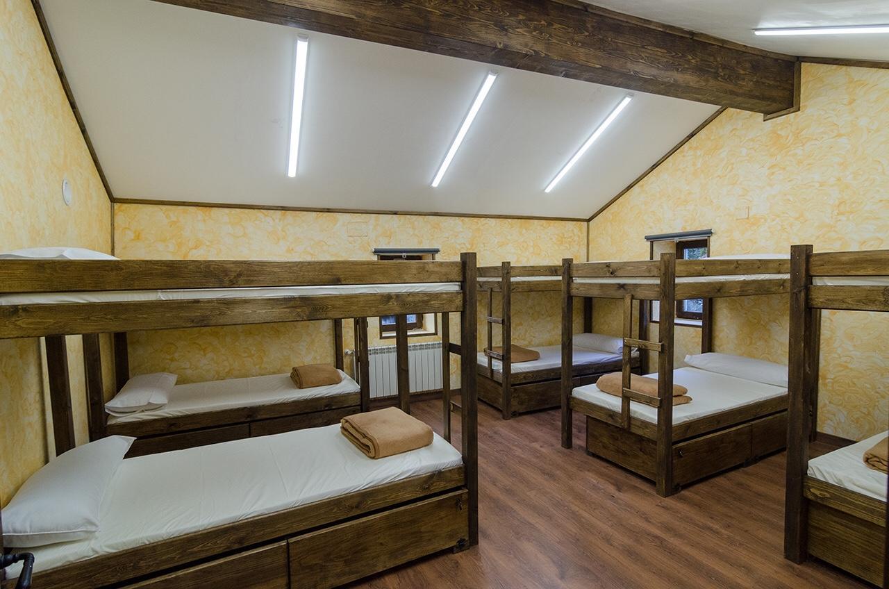 Albergue Villa De Bulnes Zewnętrze zdjęcie