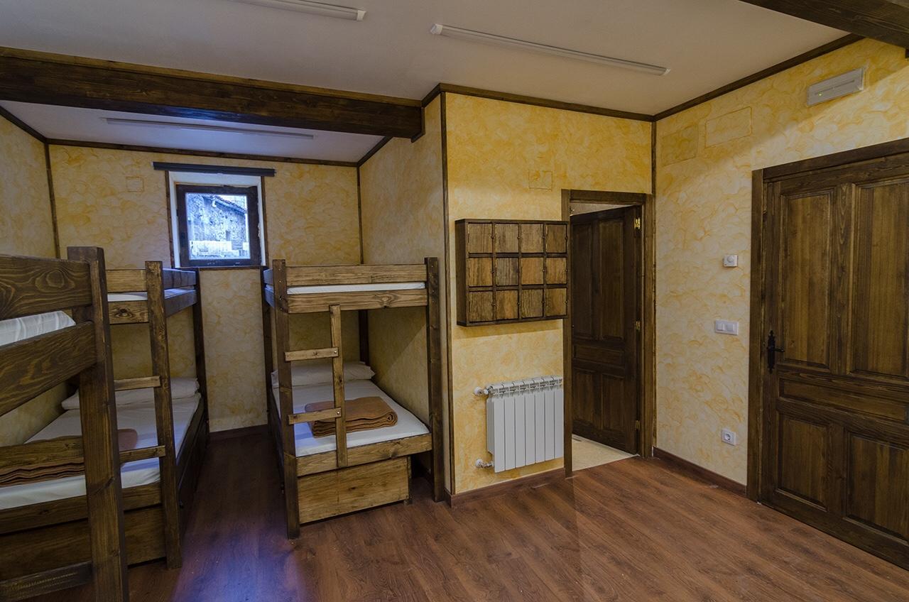 Albergue Villa De Bulnes Zewnętrze zdjęcie